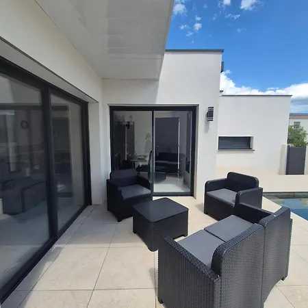 La Signature By Berenice Contemporary With Pool For 6 Guests Villa