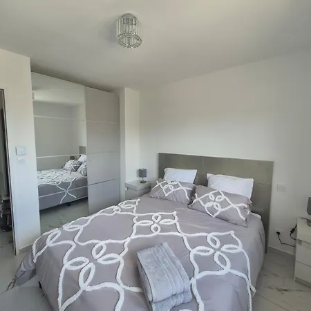 La Signature By Berenice Contemporary With Pool For 6 Guests Villa *