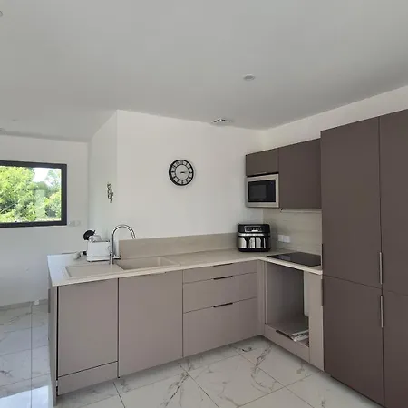 La Signature By Berenice Contemporary With Pool For 6 Guests Villa *