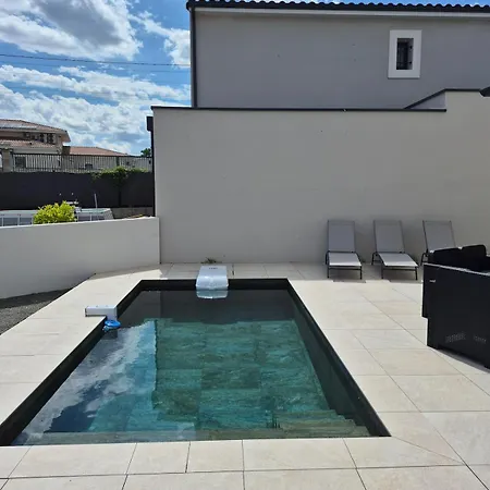 La Signature By Berenice Contemporary With Pool For 6 Guests