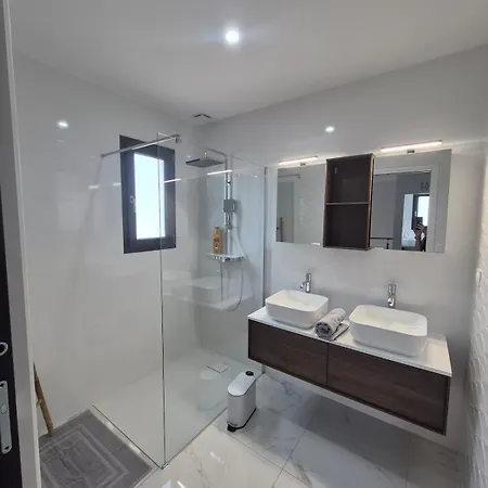 La Signature By Berenice Contemporary With Pool For 6 Guests Villa